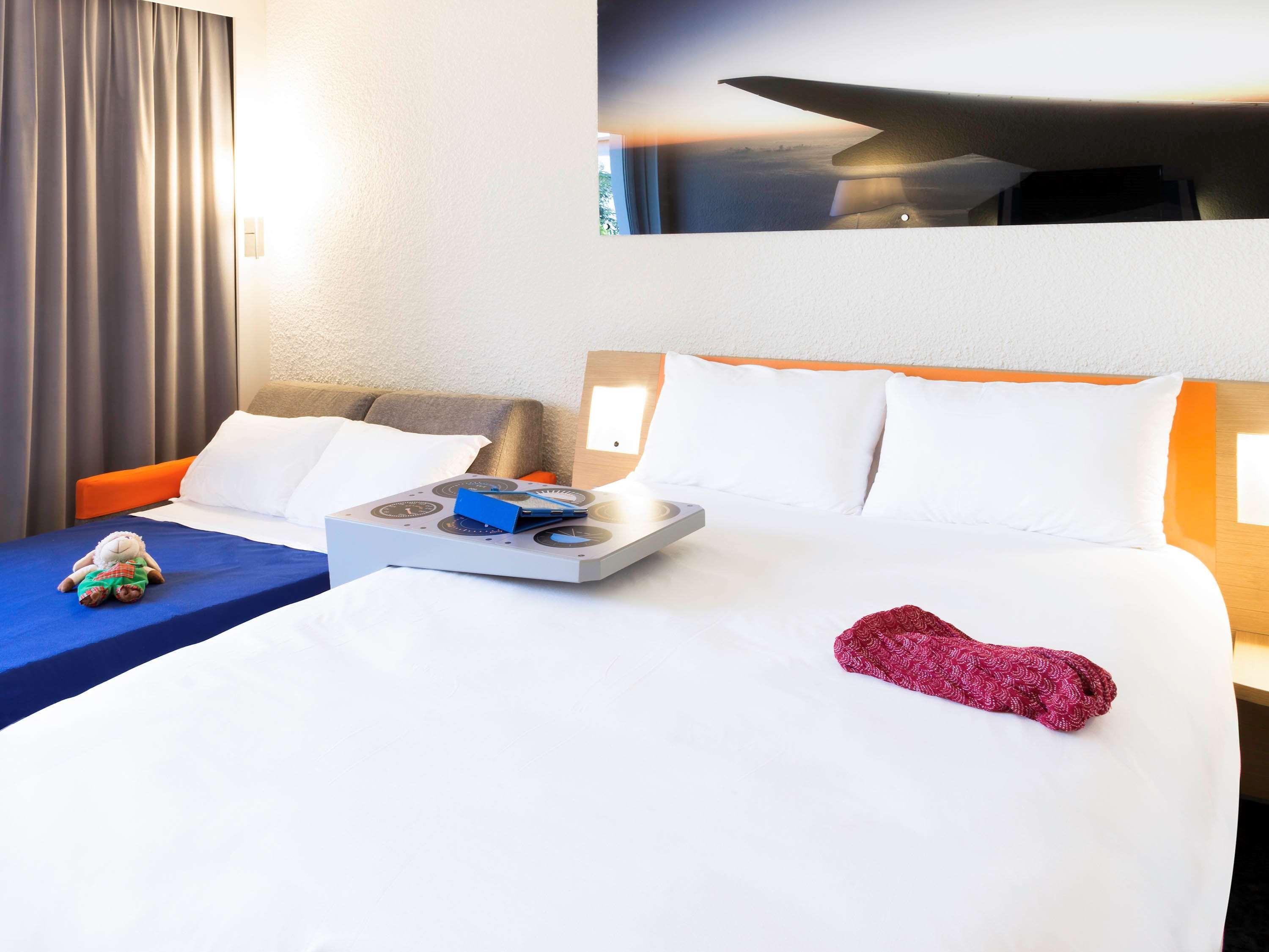 Ibis Styles Marseille Aeroport Hotel Vitrolles  Exterior foto