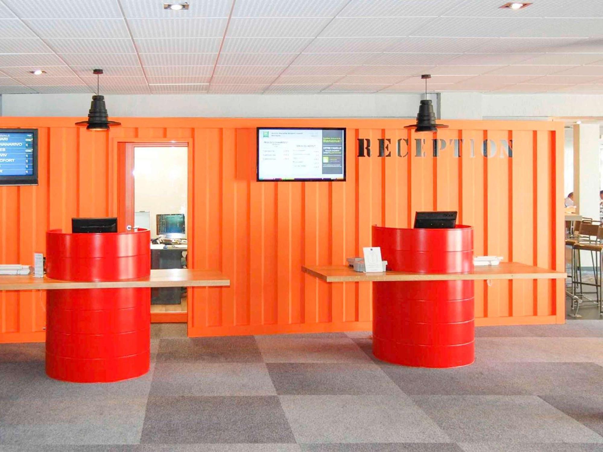 Ibis Styles Marseille Aeroport Hotel Vitrolles  Exterior foto